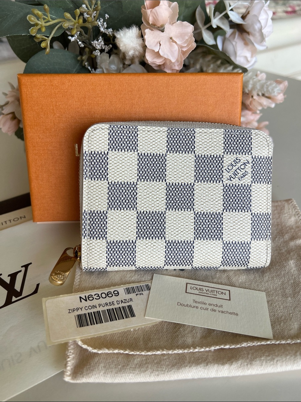 LOUIS VUITTON Zippy Coin Pirse / Compact Wallet 🌸 in Damier Azur